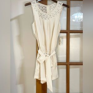 BRAND NEW w/ Tags Forever21 Short Romper with Lace in Cream Size M